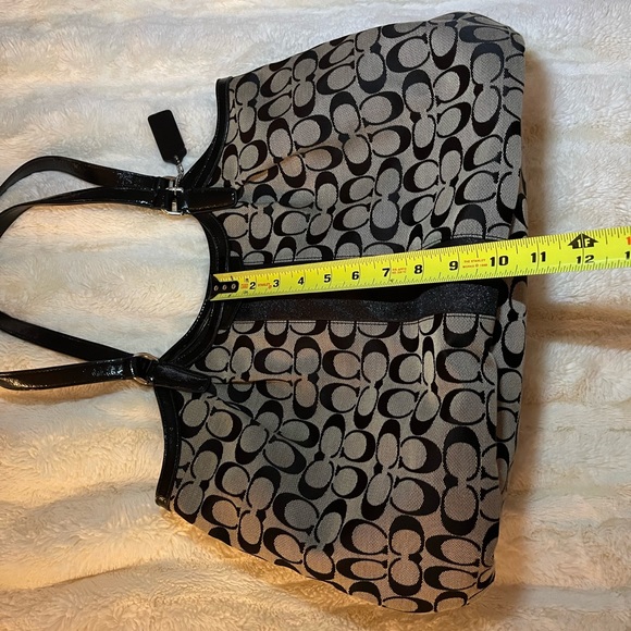 Coach Purse - Picture 9 of 9